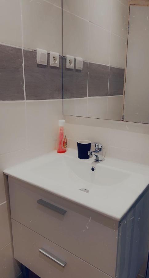 Clem Appartement Calais Buitenkant foto